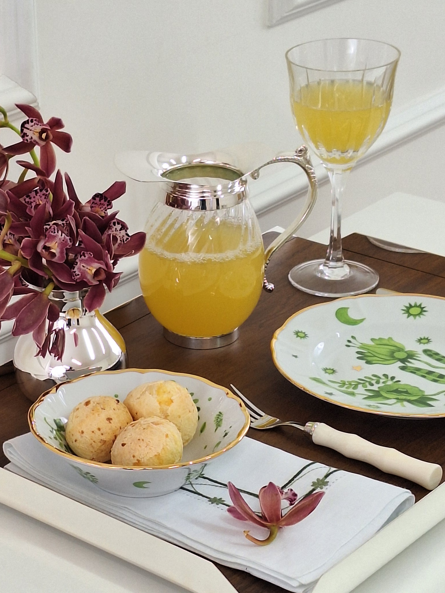 Prataria - o brilho silencioso dos objetos que atravessam o tempo